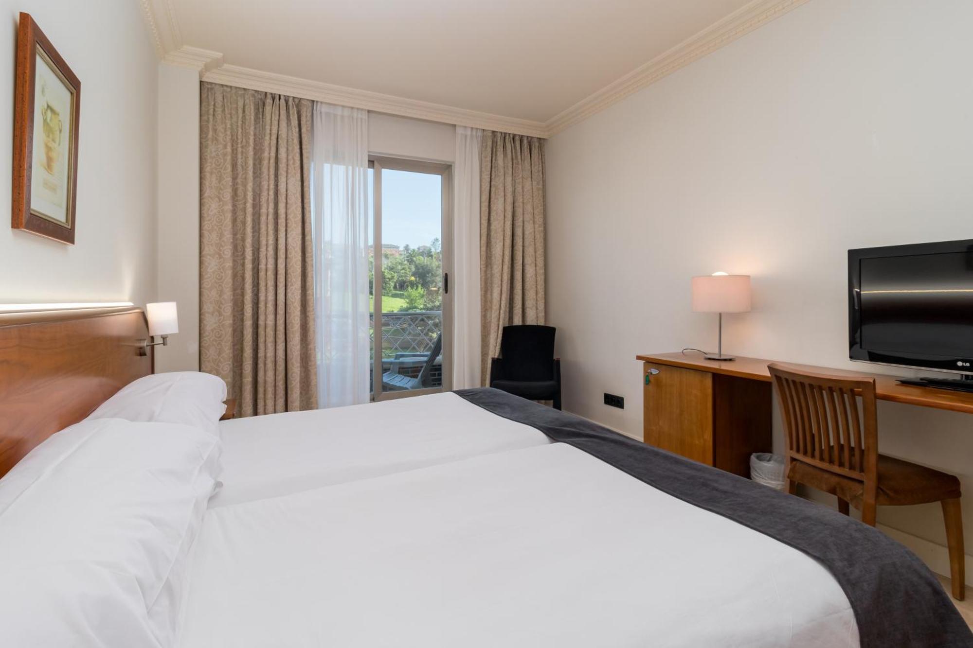 Hotel Milagros Golf Могро Экстерьер фото