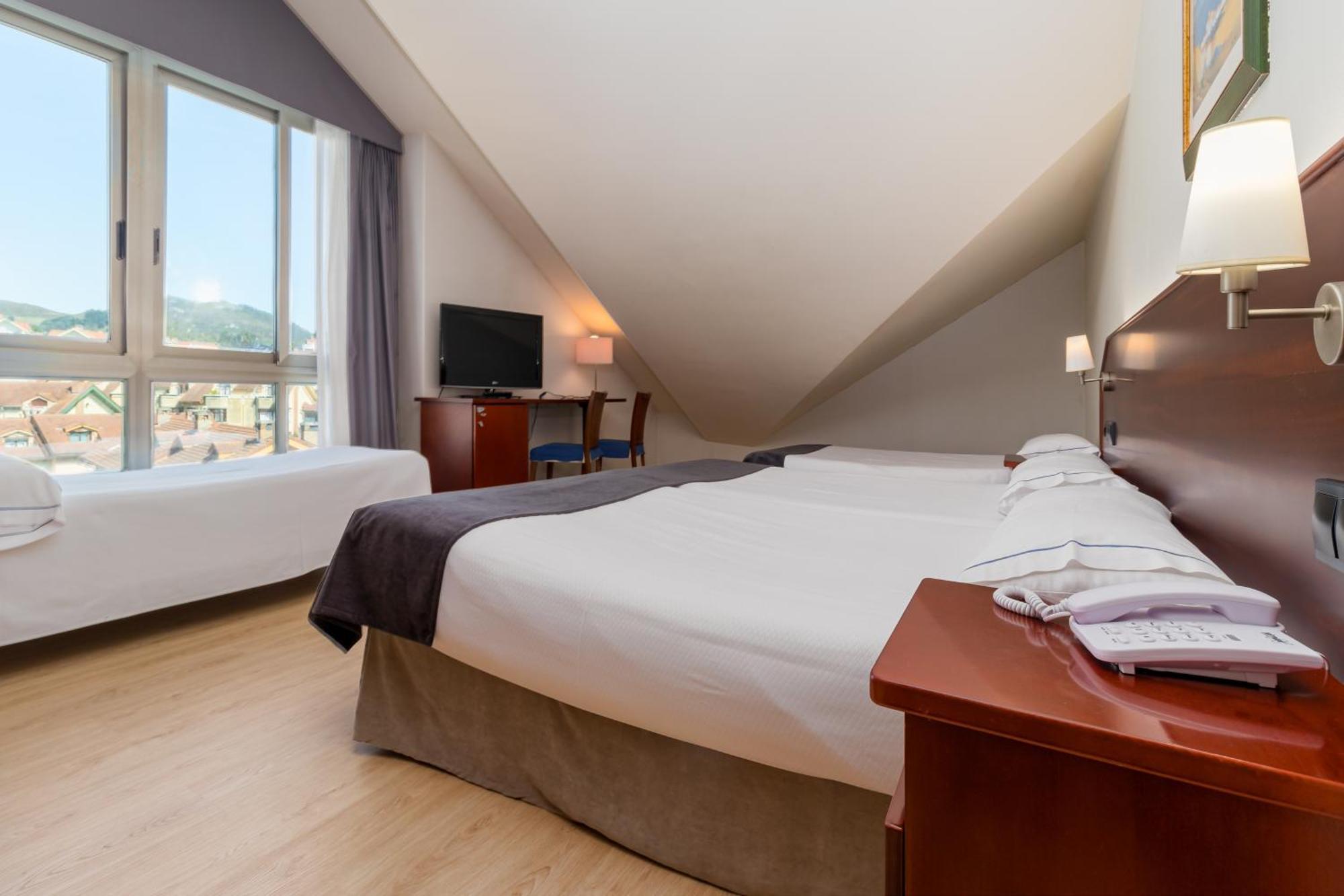 Hotel Milagros Golf Могро Экстерьер фото