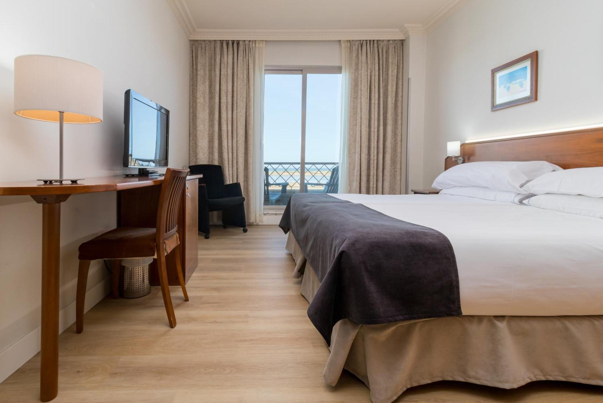 Hotel Milagros Golf Могро Экстерьер фото