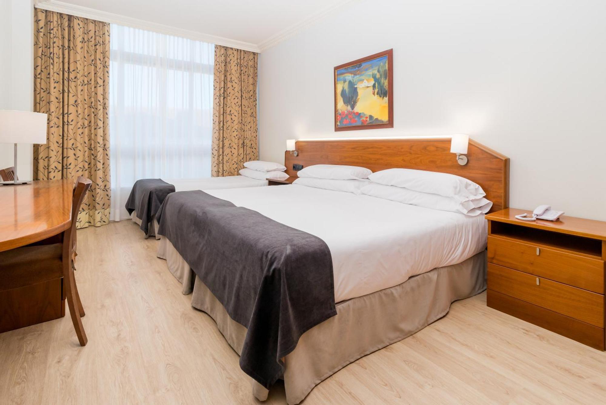 Hotel Milagros Golf Могро Экстерьер фото